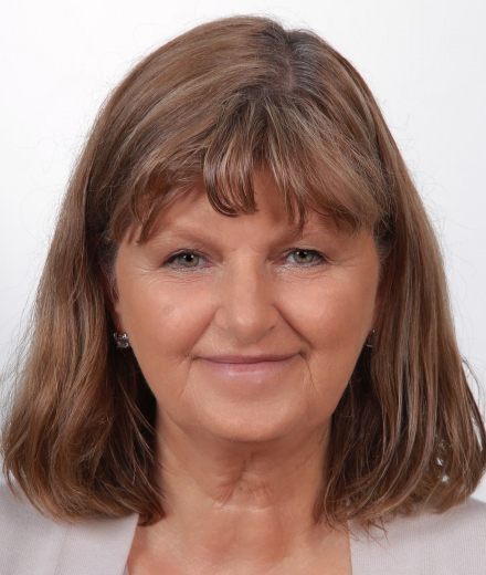 Skat-Kartenlegerin Marianne